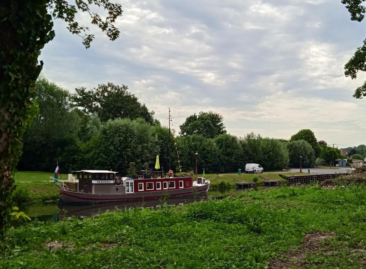 Aux 10 Ponts - Gite Aux Abords Du Fleuve La Somme - La Mer A 30 Min - La Nuit Pour 6 Voyageurs Exterior foto