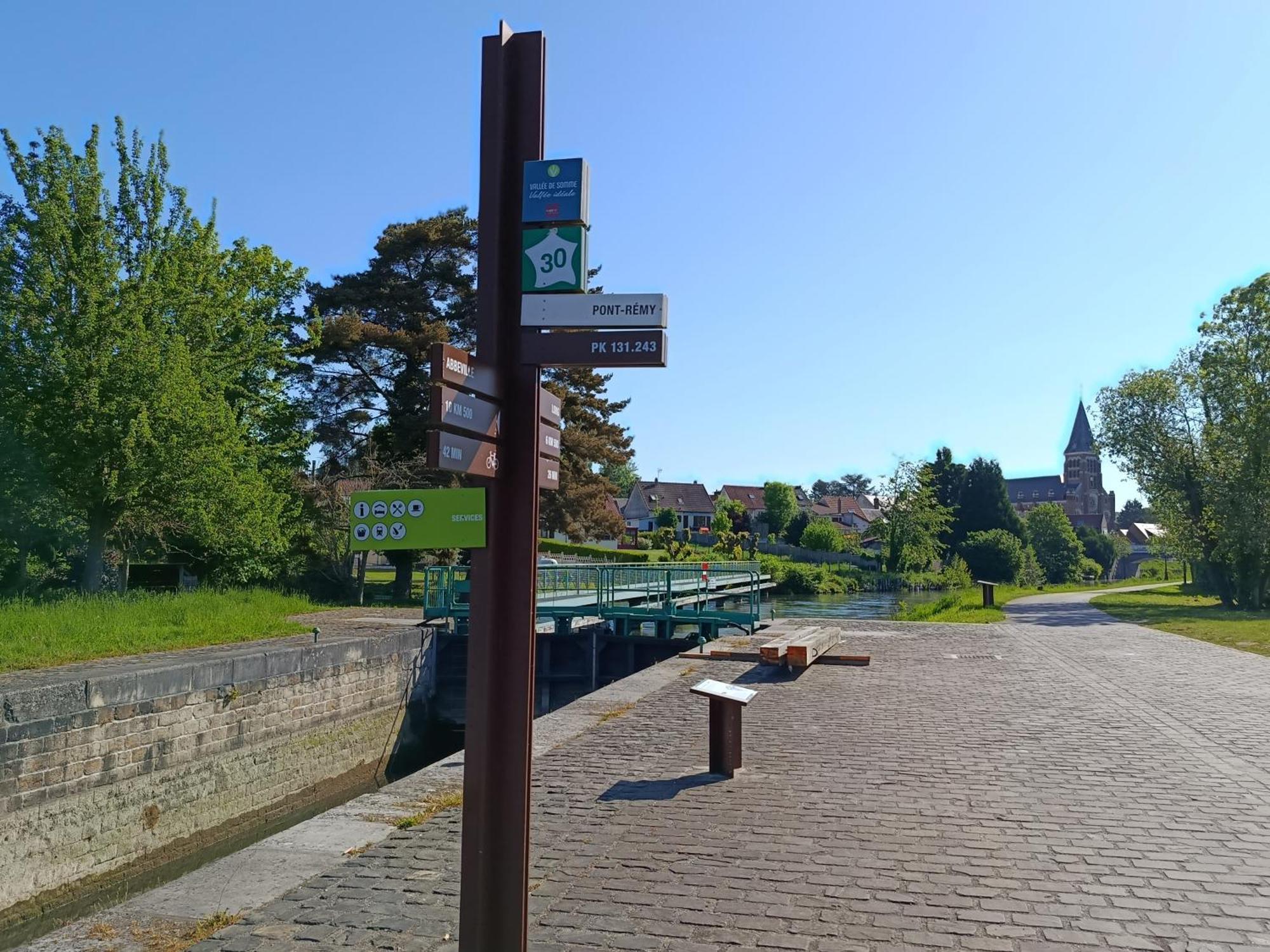 Aux 10 Ponts - Gite Aux Abords Du Fleuve La Somme - La Mer A 30 Min - La Nuit Pour 6 Voyageurs Exterior foto